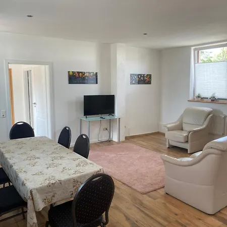 Mit Eine Grosse Terasse Naehe Hannover-messe * Sarstedt