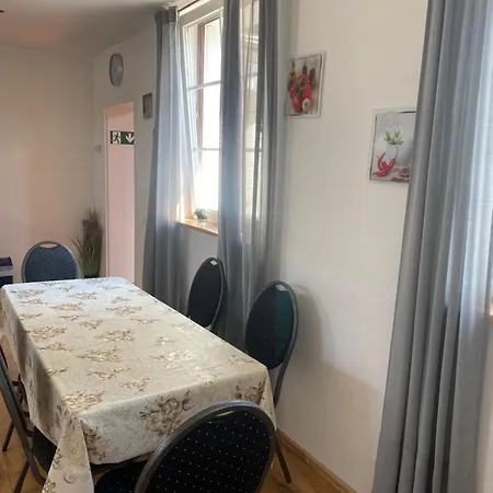 Holiday home Mit Eine Grosse Terasse Naehe Hannover-messe Sarstedt