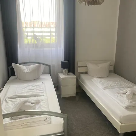 Mit Eine Grosse Terasse Naehe Hannover-messe * Sarstedt