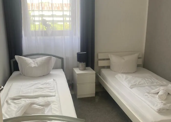 Mit Eine Grosse Terasse Naehe Hannover-messe * Sarstedt